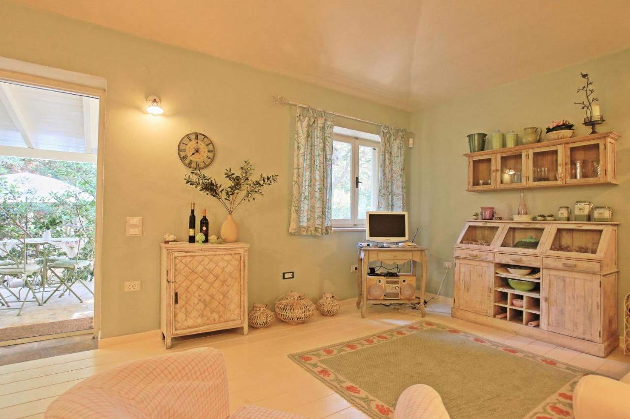 Villa Prasini Luxury Oziás